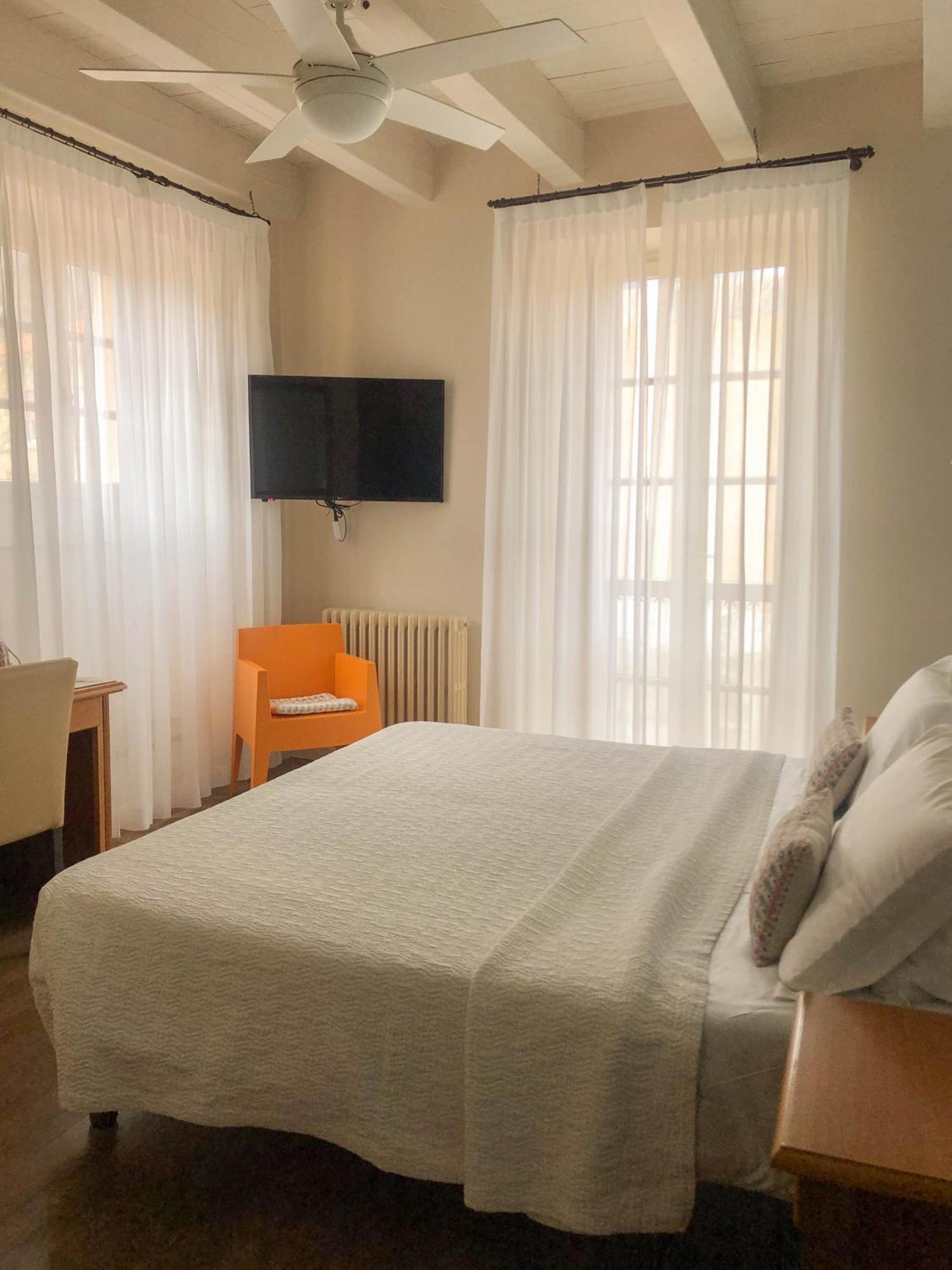 Hotel Antica Stallera 카노비오 외부 사진