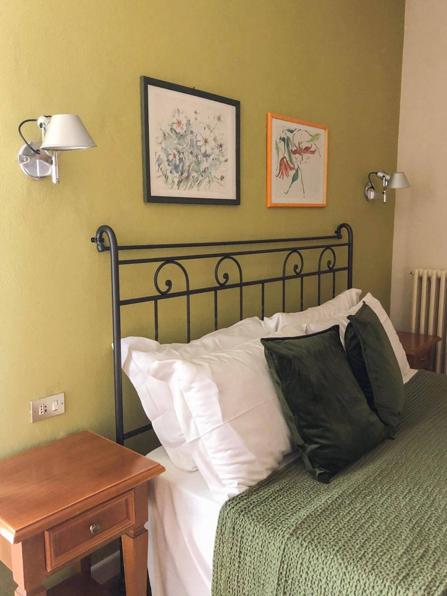 Hotel Antica Stallera 카노비오 외부 사진