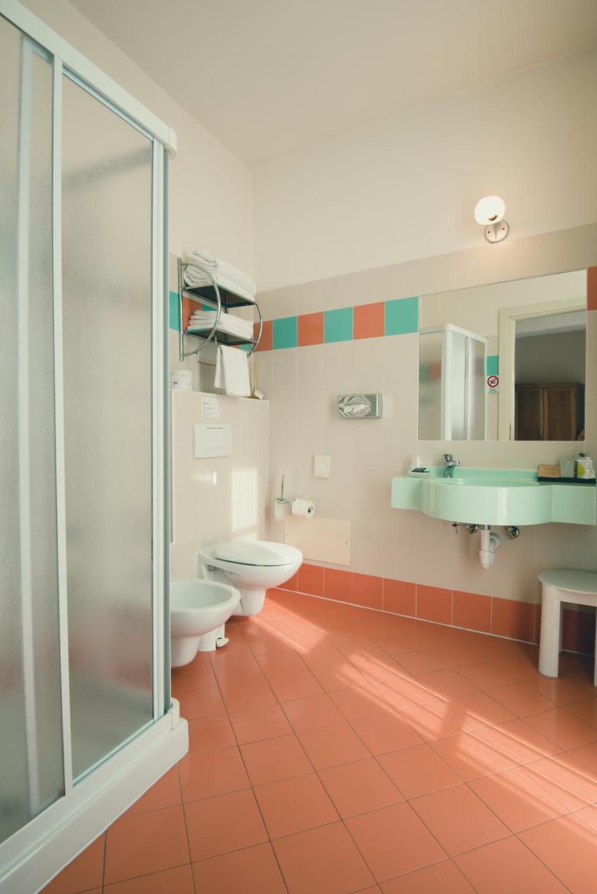 Hotel Antica Stallera 카노비오 외부 사진