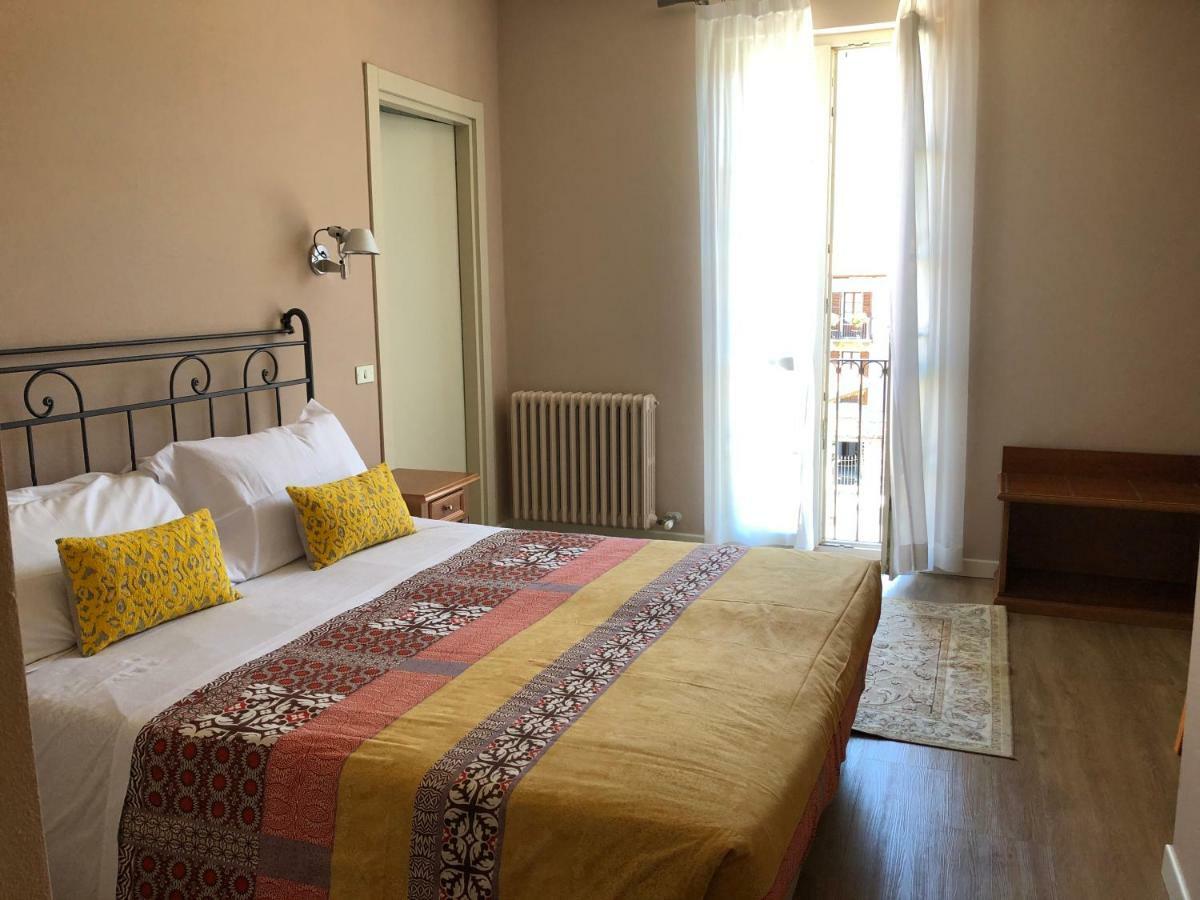 Hotel Antica Stallera 카노비오 외부 사진